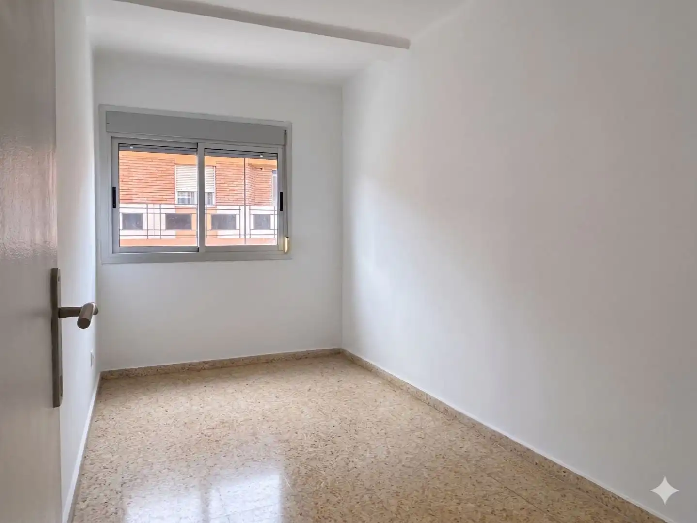 Pis de lloguer a Carrer de Ramón y Cajal, 5, Casco Antiguo Dormitori de Pis de lloguer en Puçol amb Aire condicionat, Moblat i Balcó