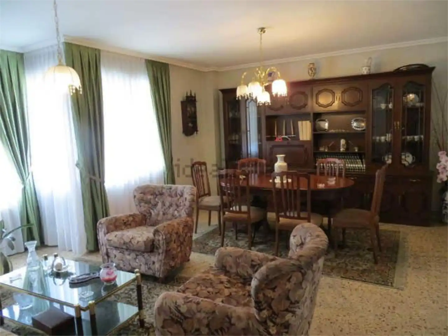 Pis en venda a Pan y Guindas Sala d'estar de Pis en venda en Palencia amb Calefacció i Traster