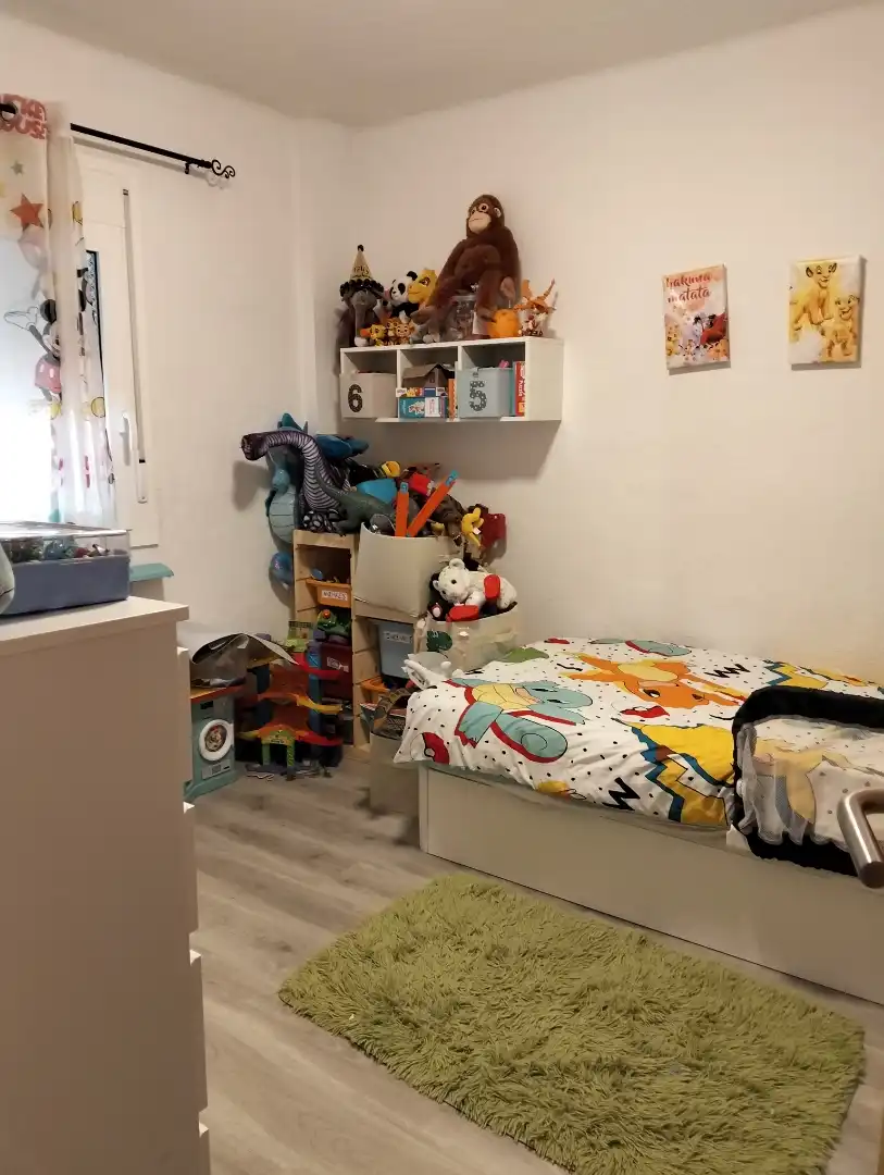 Dormitori de Pis en venda en  Lleida Capital amb Aire condicionat i Balcó