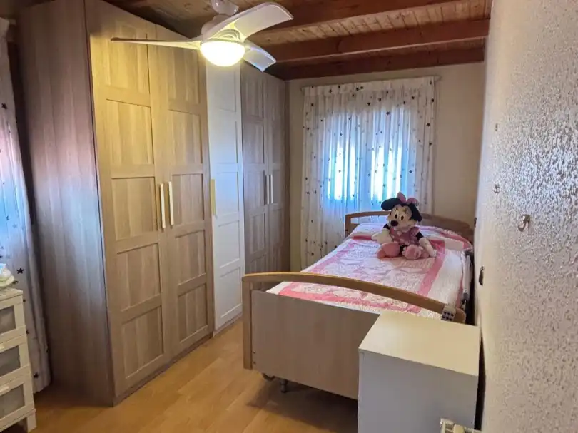 Piso en venta en Camino de Garrapinillos, 28, Casetas - Villarrapa Habitación de Piso en venta en Zaragoza con Aire acondicionado, Calefacción y Jardín privado