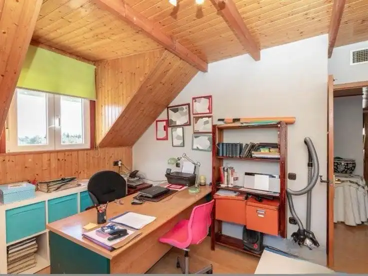 Piso en venta en Camino de Garrapinillos, 28, Casetas - Villarrapa Piso en venta en Zaragoza con Aire acondicionado, Calefacción y Jardín privado