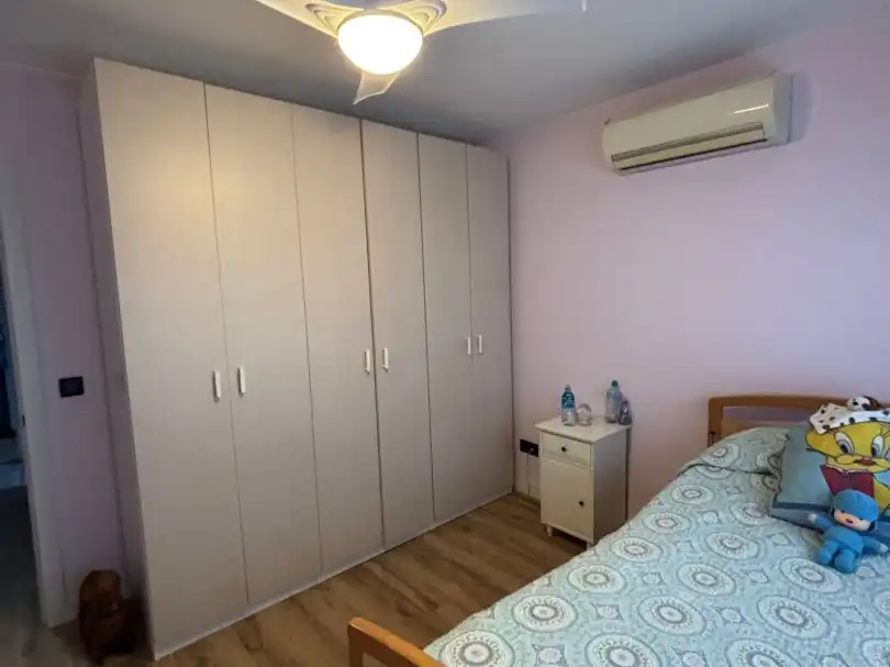 Piso en venta en Camino de Garrapinillos, 28, Casetas - Villarrapa Habitación de Piso en venta en Zaragoza con Aire acondicionado, Calefacción y Jardín privado