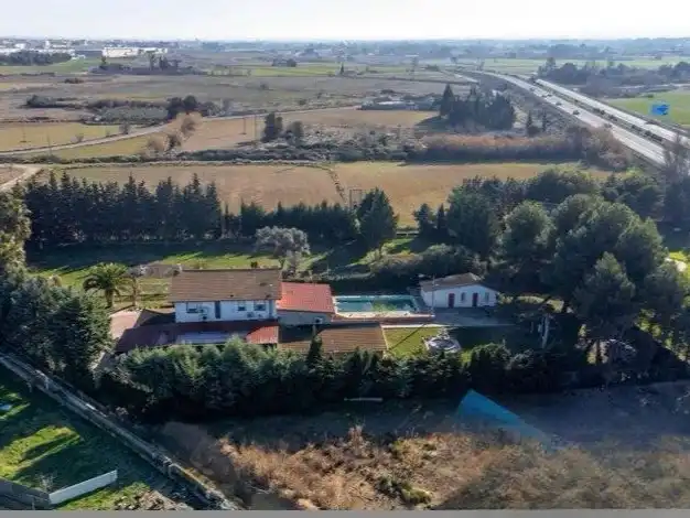 Piso en venta en Camino de Garrapinillos, 28, Casetas - Villarrapa Vista exterior de Piso en venta en Zaragoza con Aire acondicionado, Calefacción y Jardín privado