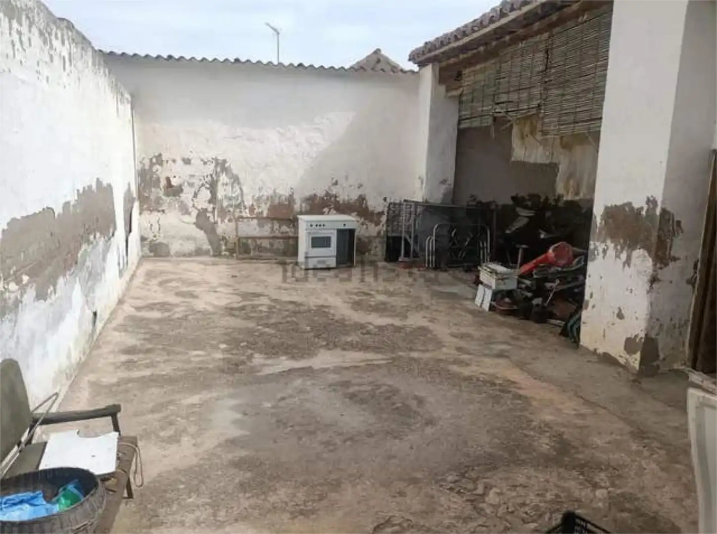 Local de alquiler en Manzaneque con Aire acondicionado