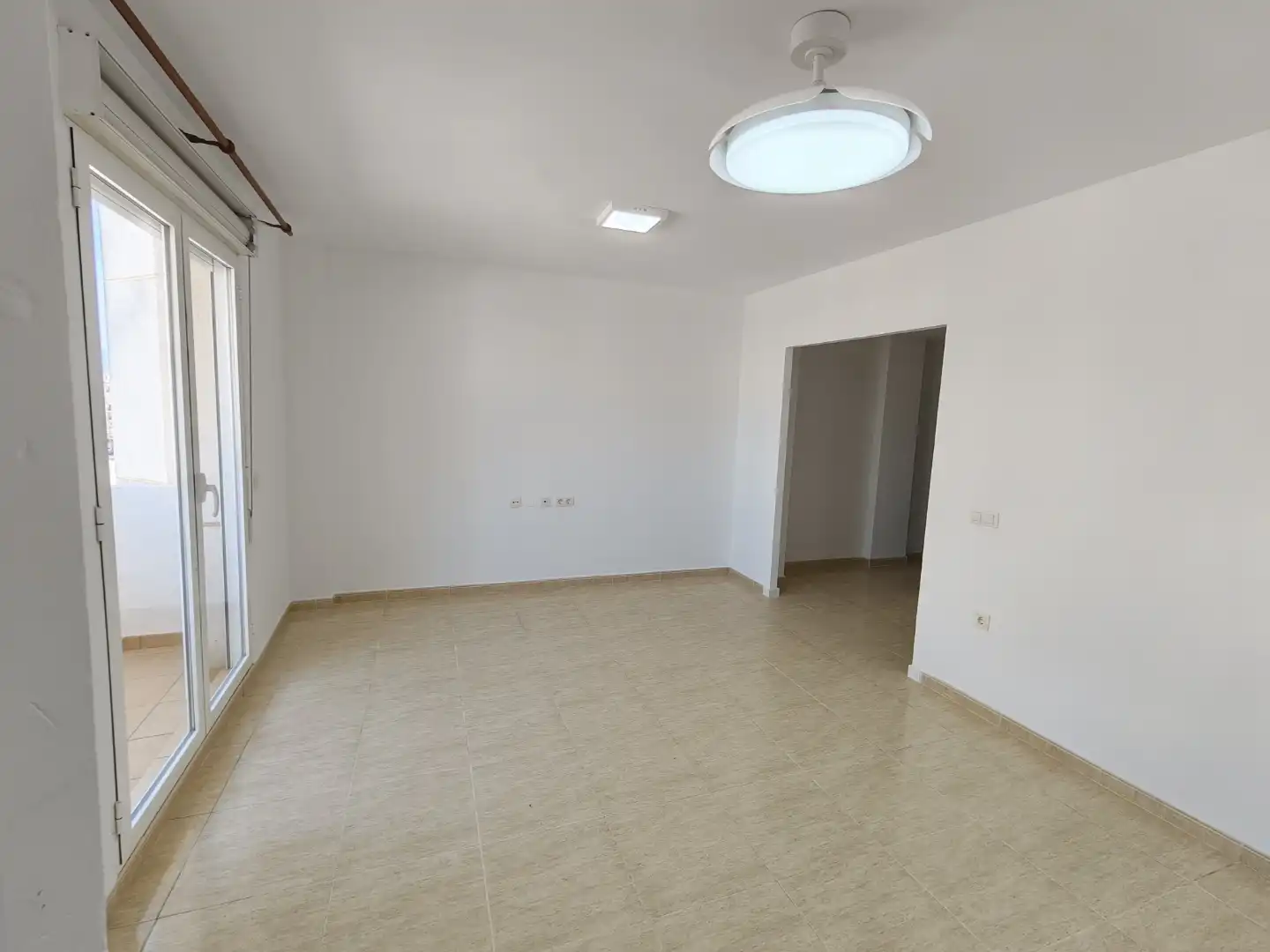 Wohnung zur Miete in Carrer Valencia, 23, L'Olleria Esszimmer von Wohnung zur Miete in L'Olleria mit Ofen, Waschmaschine und Mikrowelle