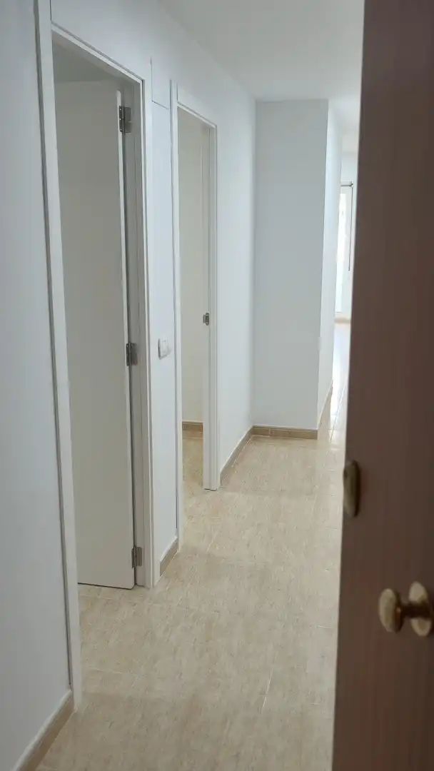 Wohnung zur Miete in Carrer Valencia, 23, L'Olleria Wohnung zur Miete in L'Olleria mit Ofen, Waschmaschine und Mikrowelle