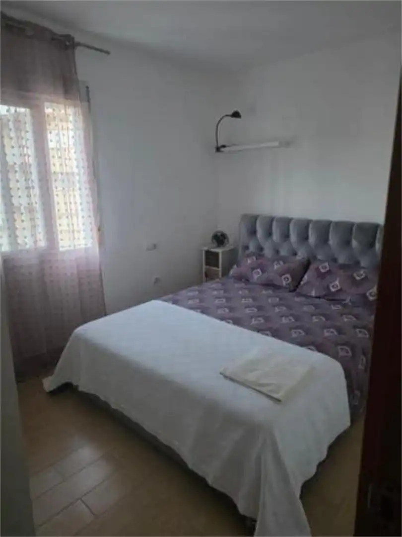 Piso de alquiler en Sierra de Estepona - Avda. de Andalucía Piso de alquiler en Sierra de Estepona - Avda. de Andalucía