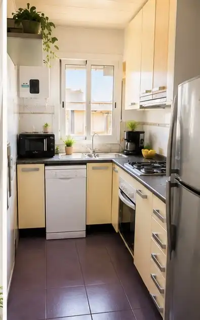 Room in Carrer del Tajo, Horta Kitchen of Flat for share in Barcelona with Air Conditioner, Parquet flooring and Terrace