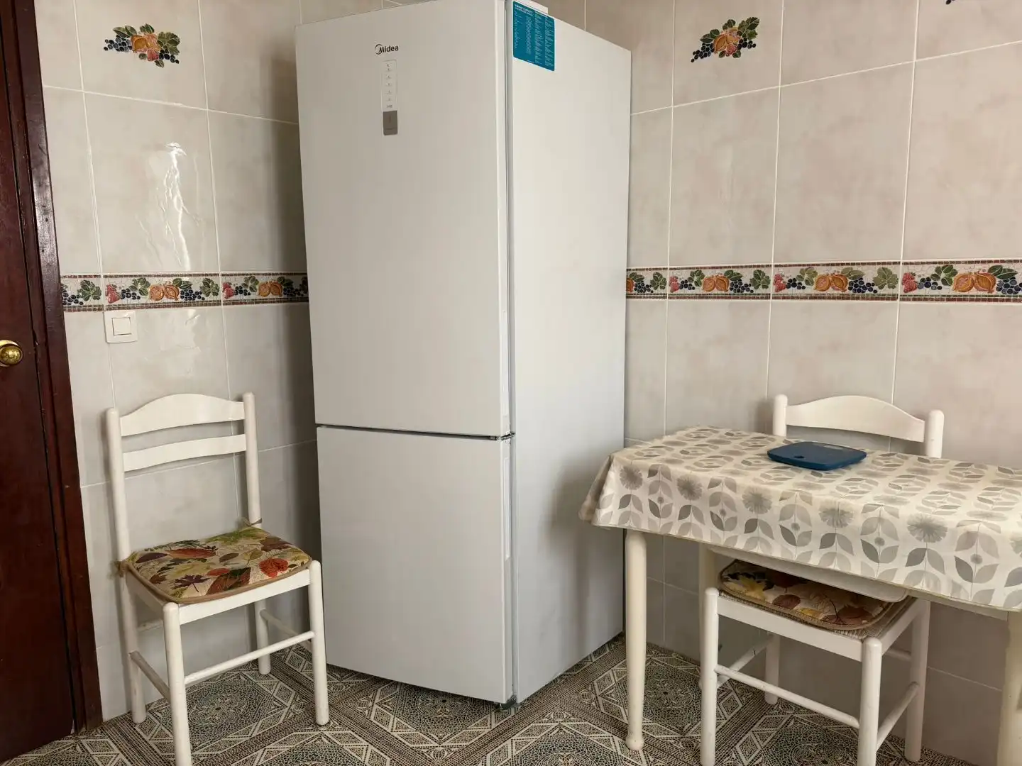 Wohnung zum Verkauf in Carrer de Les Canàries, 6, El Grao Küche von Wohnung zum Verkauf in Castellón de la Plana / Castelló de la Plana mit Klimaanlage und Balkon
