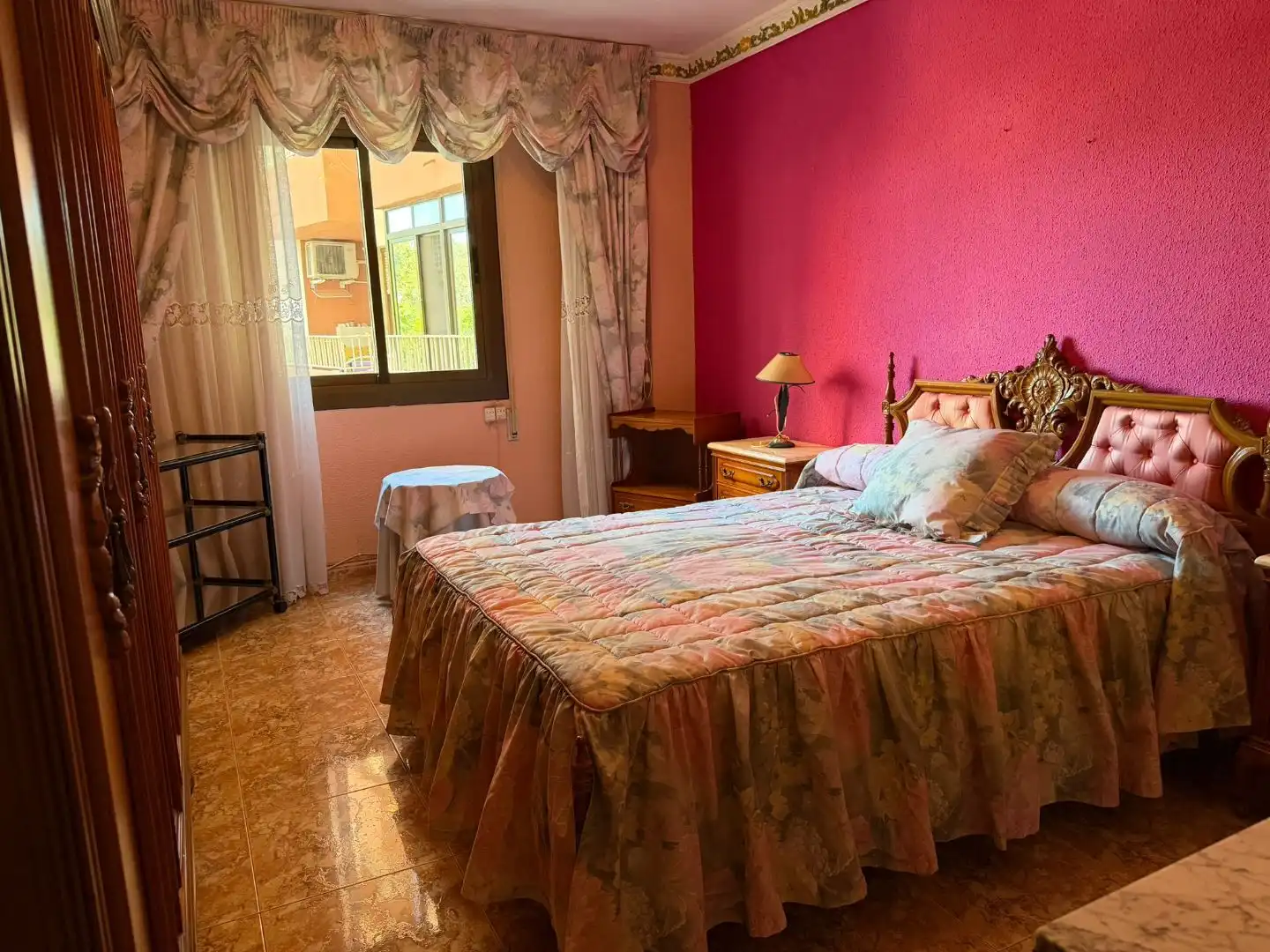 Wohnung zum Verkauf in Carrer de Les Canàries, 6, El Grao Schlafzimmer von Wohnung zum Verkauf in Castellón de la Plana / Castelló de la Plana mit Klimaanlage und Balkon