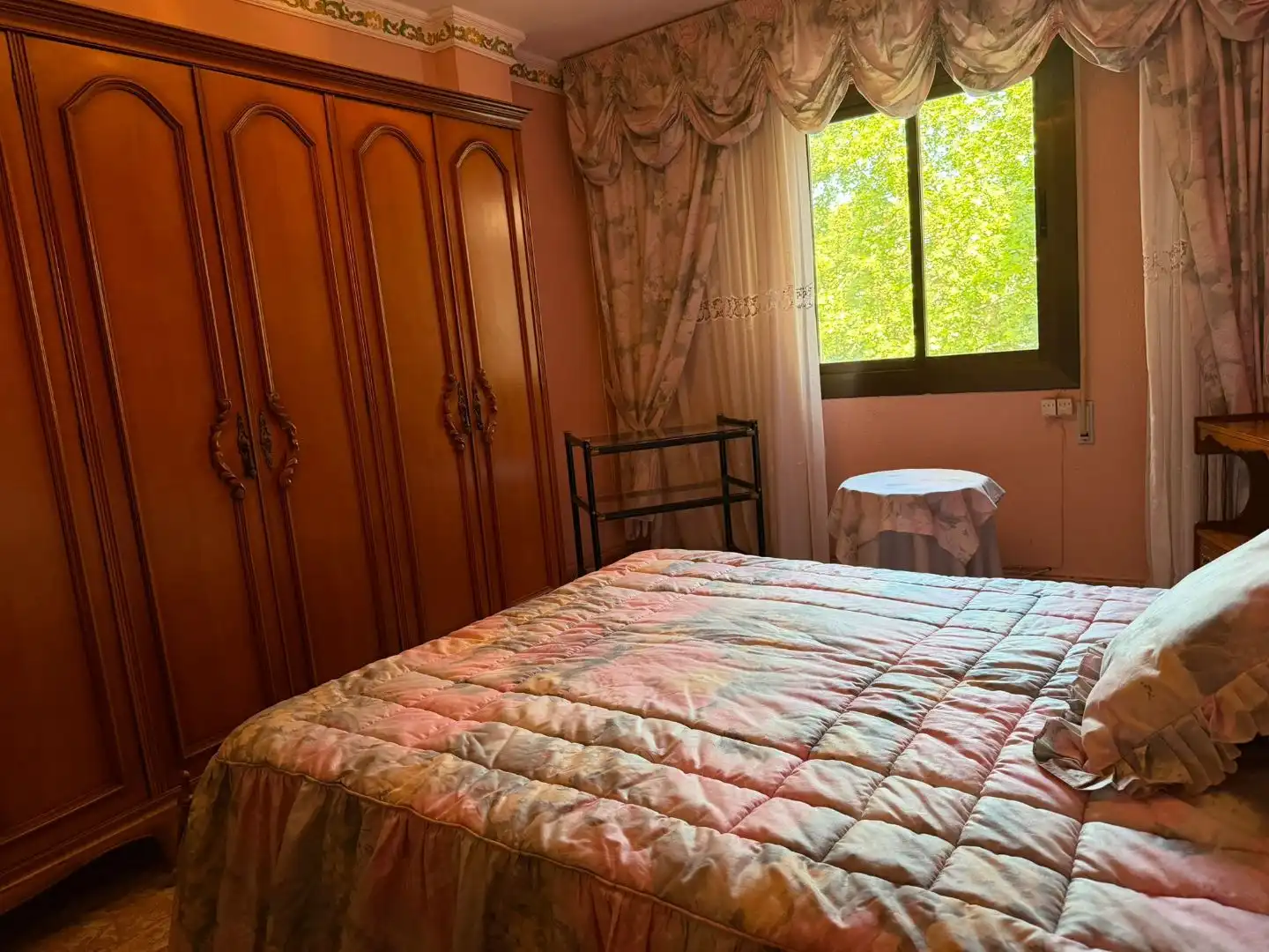Wohnung zum Verkauf in Carrer de Les Canàries, 6, El Grao Schlafzimmer von Wohnung zum Verkauf in Castellón de la Plana / Castelló de la Plana mit Klimaanlage und Balkon