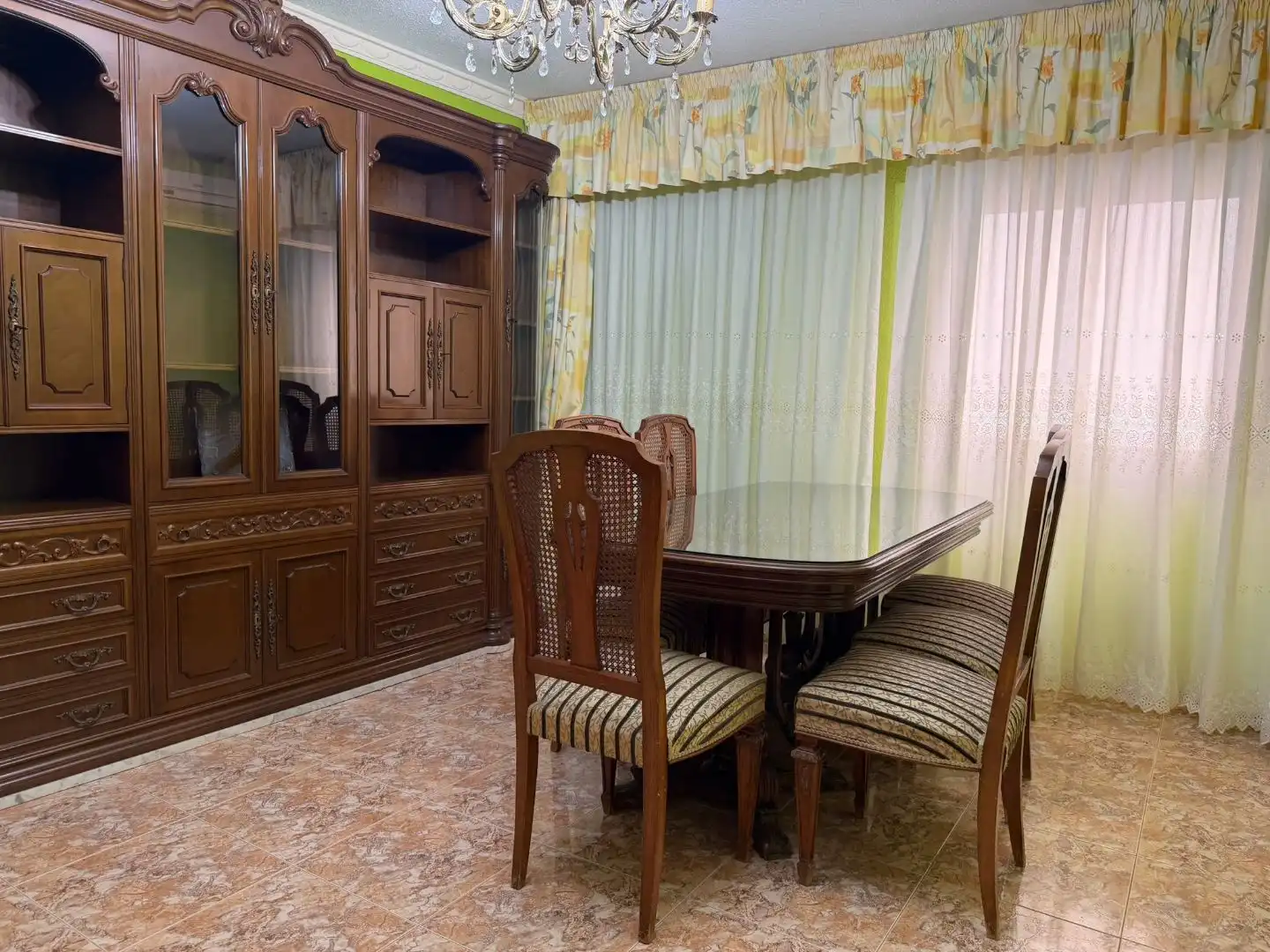 Wohnung zum Verkauf in Carrer de Les Canàries, 6, El Grao Esszimmer von Wohnung zum Verkauf in Castellón de la Plana / Castelló de la Plana mit Klimaanlage und Balkon