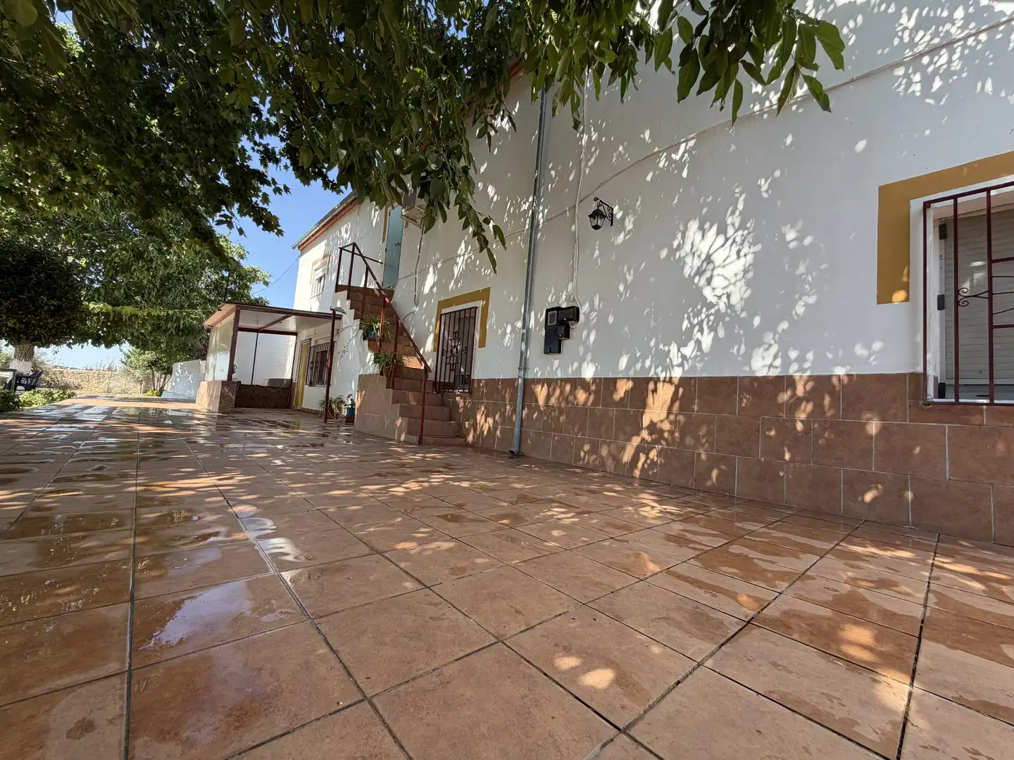Casa o xalet en venda a Calle Julio Romero de Torres, La Granjuela Vista exterior de Casa o xalet en venda en La Granjuela amb Aire condicionat, Calefacció i Jardí privat