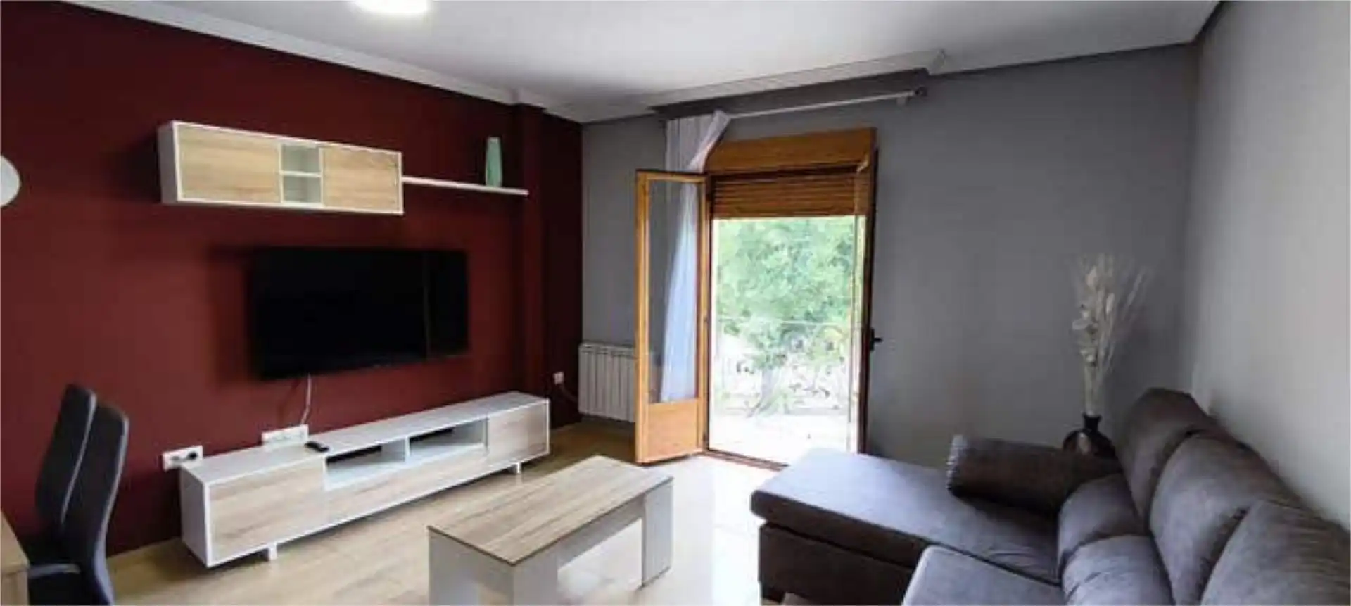 Sala de estar de Piso de alquiler en Baeza con Calefacción, Terraza y Amueblado