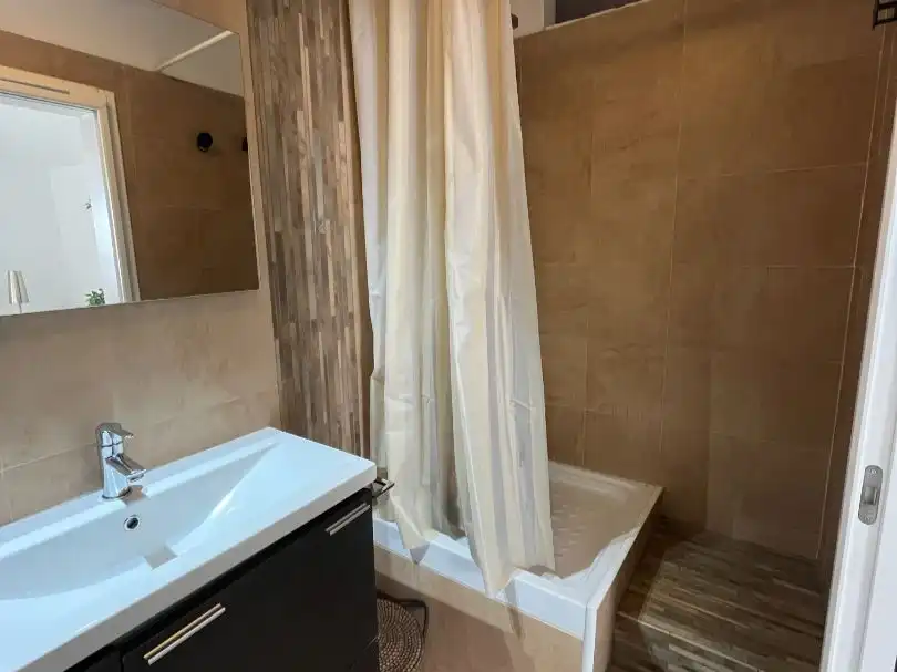 Baño de Apartamento de alquiler en Valsequillo de Gran Canaria con Terraza, Trastero y Amueblado