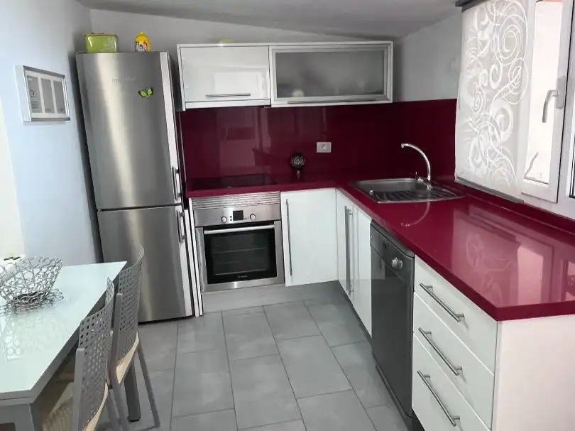 Cocina de Apartamento de alquiler en Valsequillo de Gran Canaria con Terraza, Trastero y Amueblado