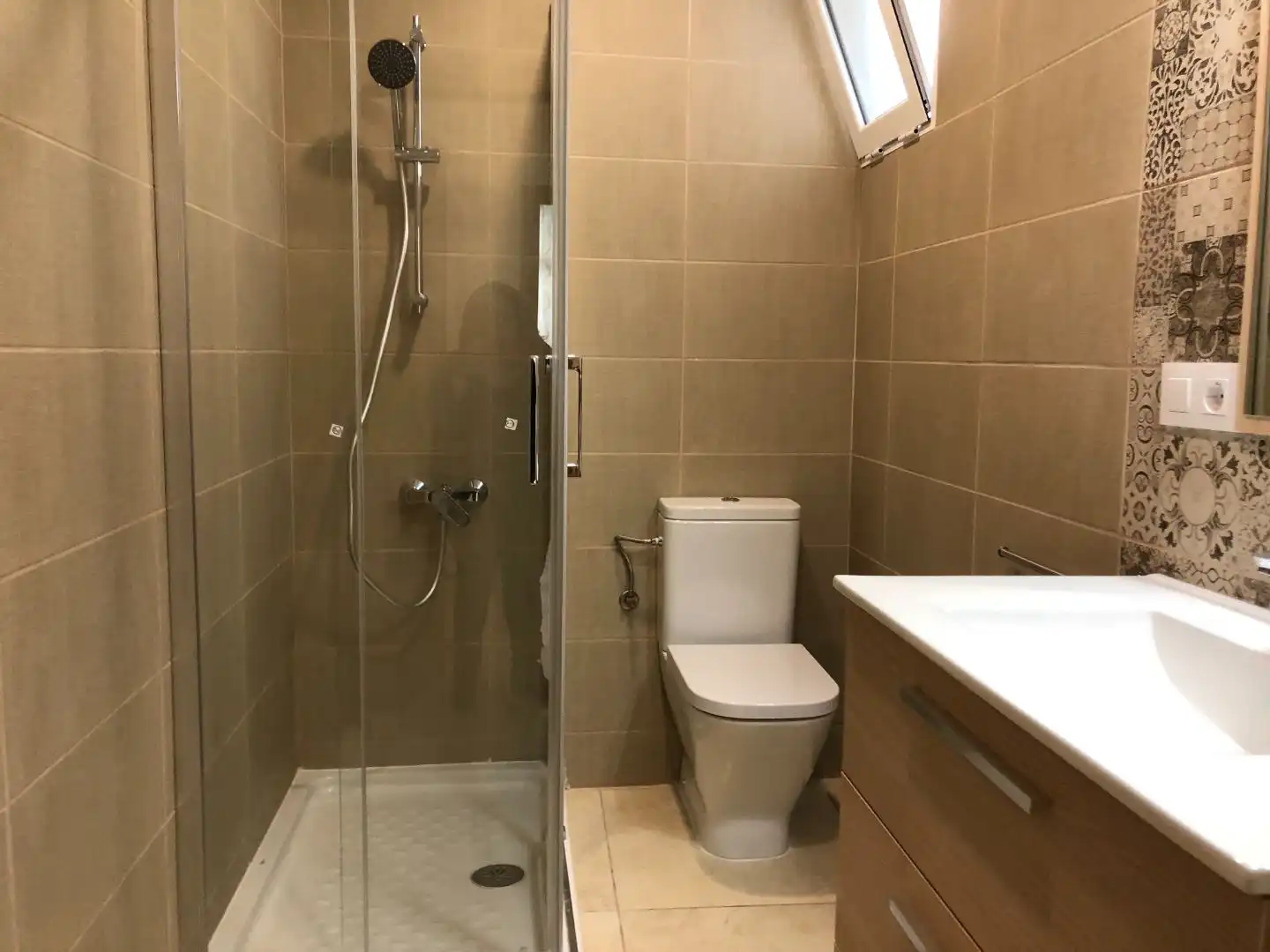 Baño de Piso de alquiler en Las Palmas de Gran Canaria con Amueblado y Balcón