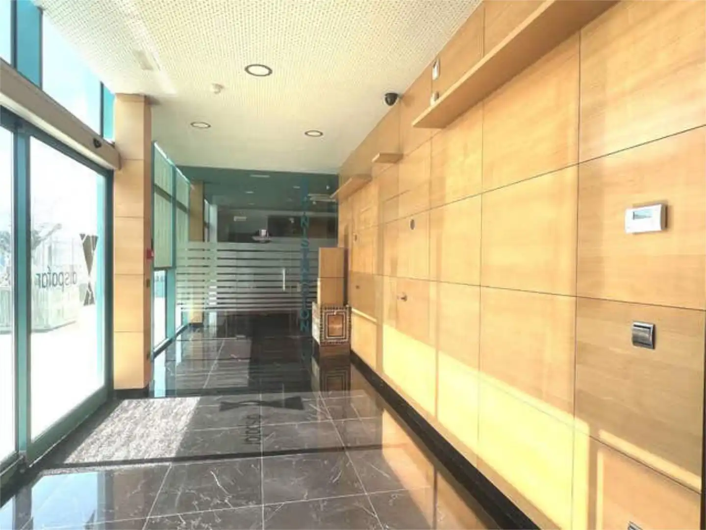 Industrial buildings for rent in Sector 8 - Nueva Balastera Industrial buildings for rent in Palencia with Air Conditioner
