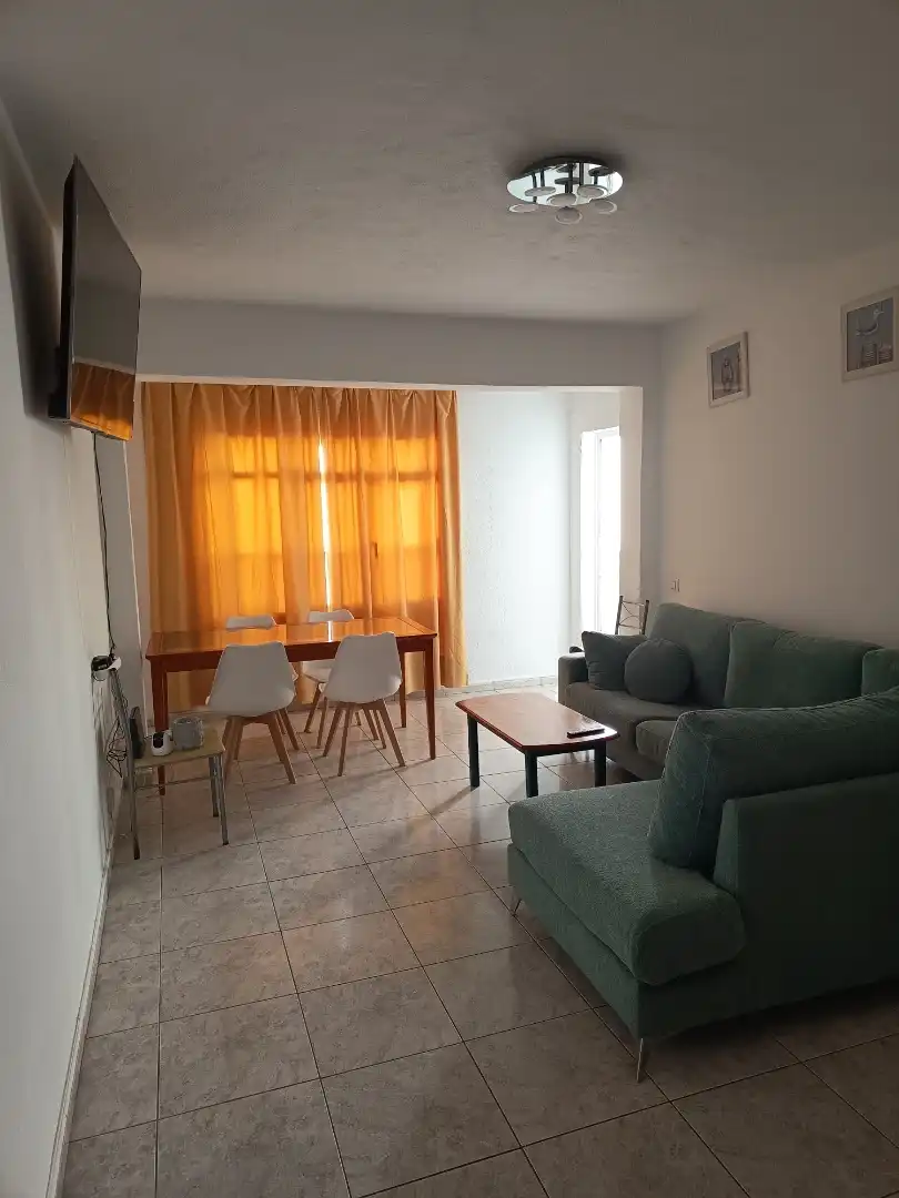 Sala d'estar de Pis en venda en Ciutadella de Menorca amb Moblat i Balcó