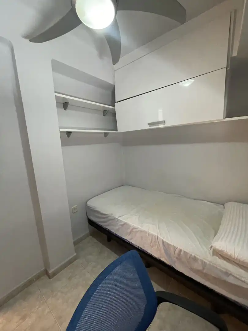 Piso de alquiler en Calle Trajano, 13, Centro