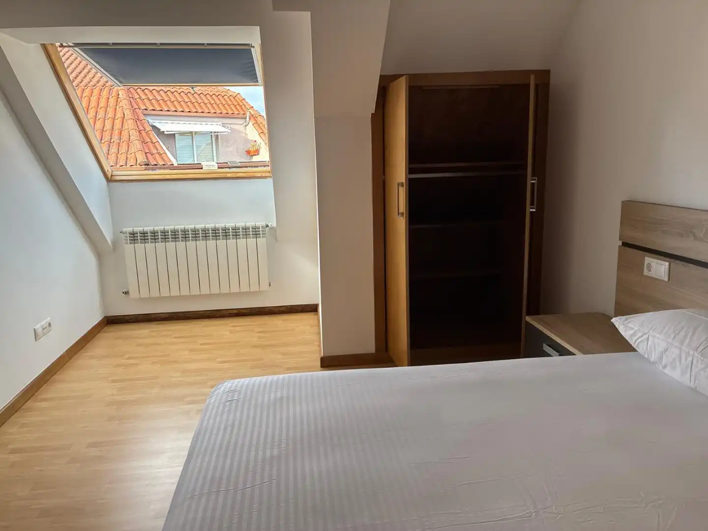 Flat for rent in Rúa Gaiteiros os Garceiras, 4, Melide Bedroom of Flat for rent in Melide with Heating, Parquet flooring and Storage room