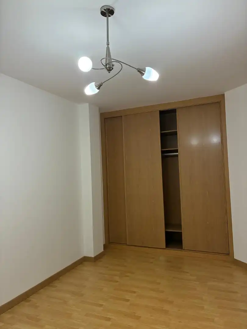 Flat for rent in Rúa Gaiteiros os Garceiras, 4, Melide Bedroom of Flat for rent in Melide with Heating, Parquet flooring and Storage room