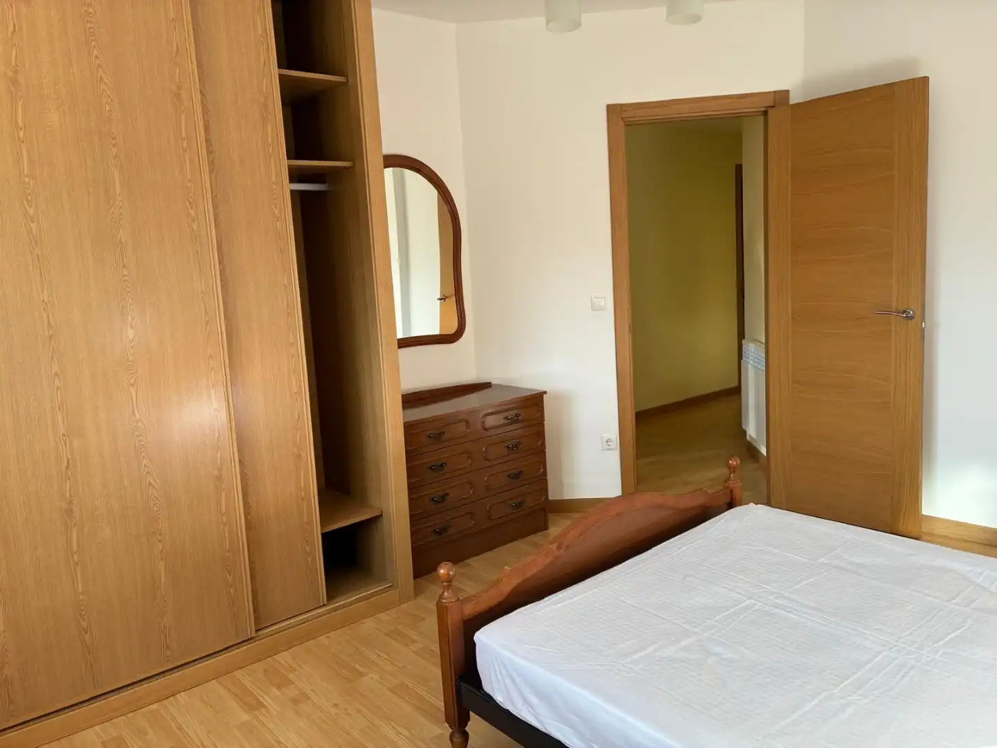 Flat for rent in Rúa Gaiteiros os Garceiras, 4, Melide Bedroom of Flat for rent in Melide with Heating, Parquet flooring and Storage room