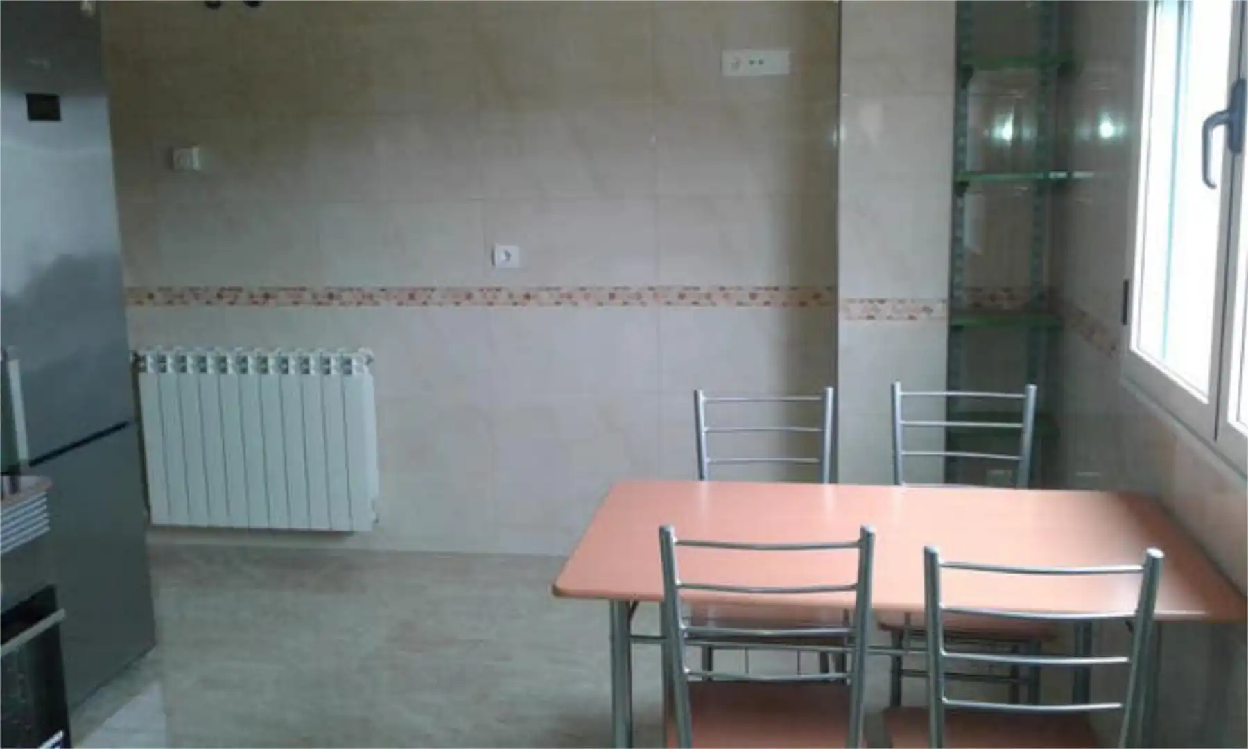 Wohnung zur Miete in Camponaraya Küche von Wohnung zur Miete in Camponaraya mit Heizung, Privatgarten und Terrasse