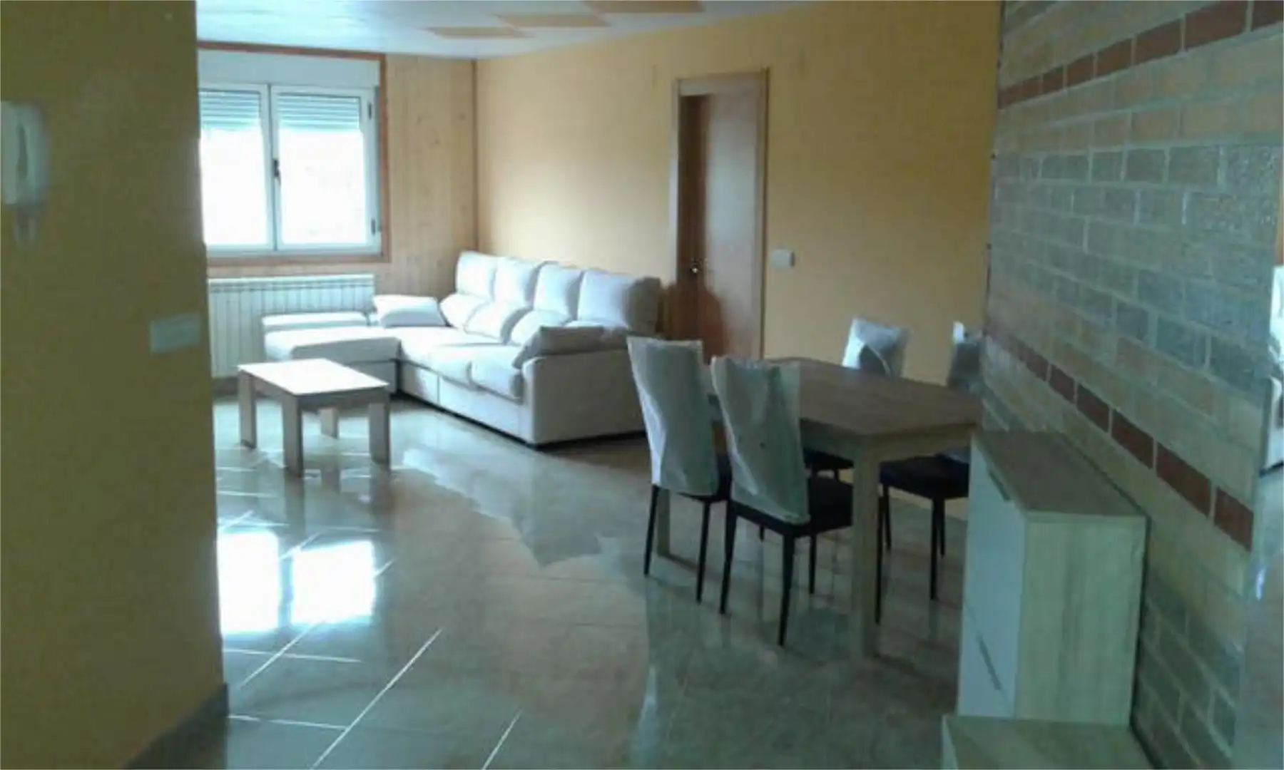 Wohnung zur Miete in Camponaraya Wohnzimmer von Wohnung zur Miete in Camponaraya mit Heizung, Privatgarten und Terrasse