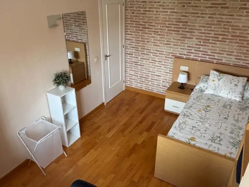 Room in Calle Jardines, 2, El Puntal Room in Calle Jardines, 2, El Puntal