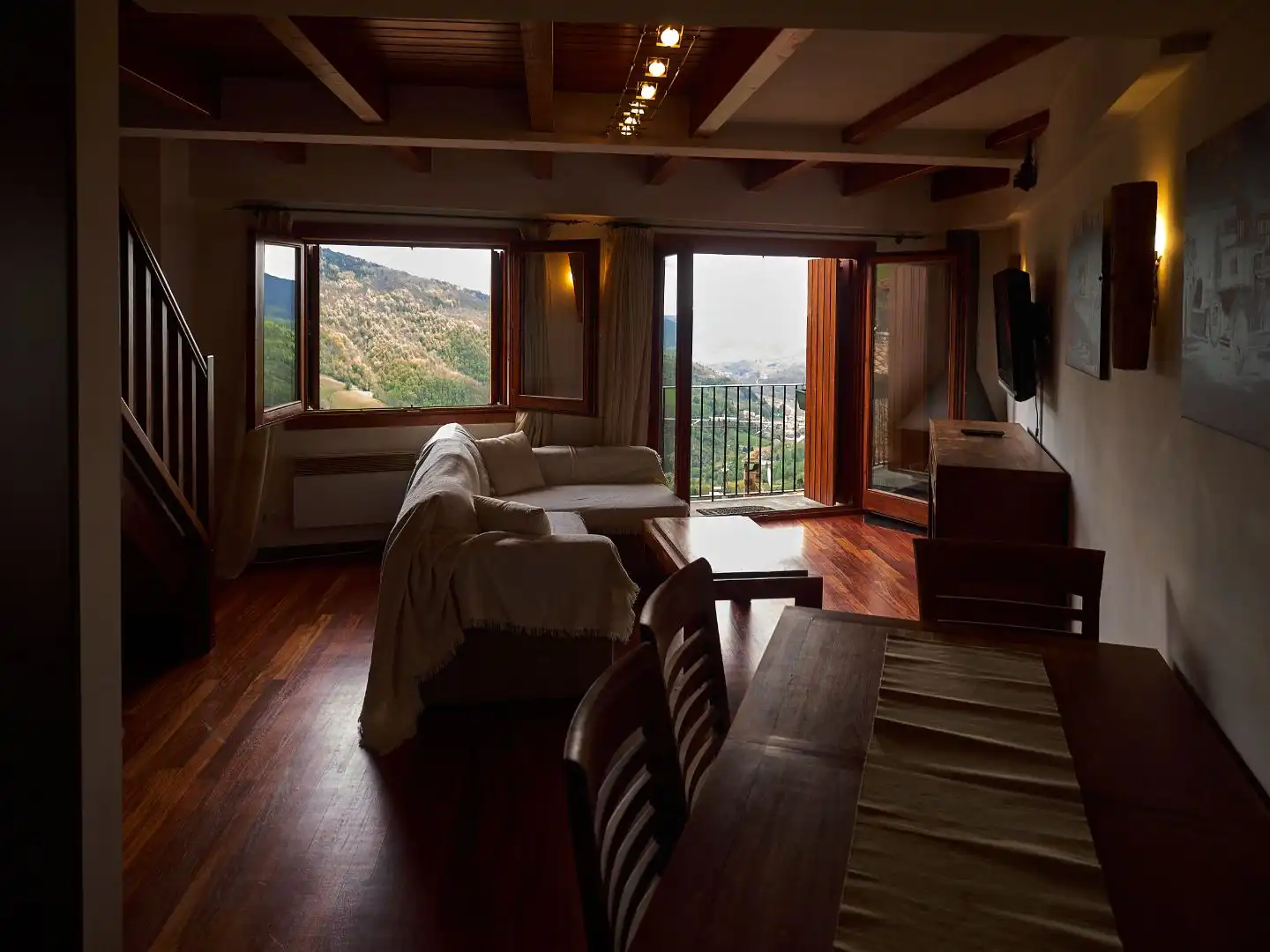 Sala de estar de Apartamento de alquiler en Vilallonga de Ter con Calefacción, Parquet y Trastero