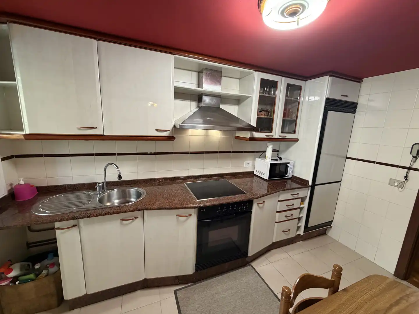 Piso en venta en Avenida Pasaxe, 32, Eirís Cocina de Piso en venta en A Coruña Capital con Parquet, Terraza y Amueblado
