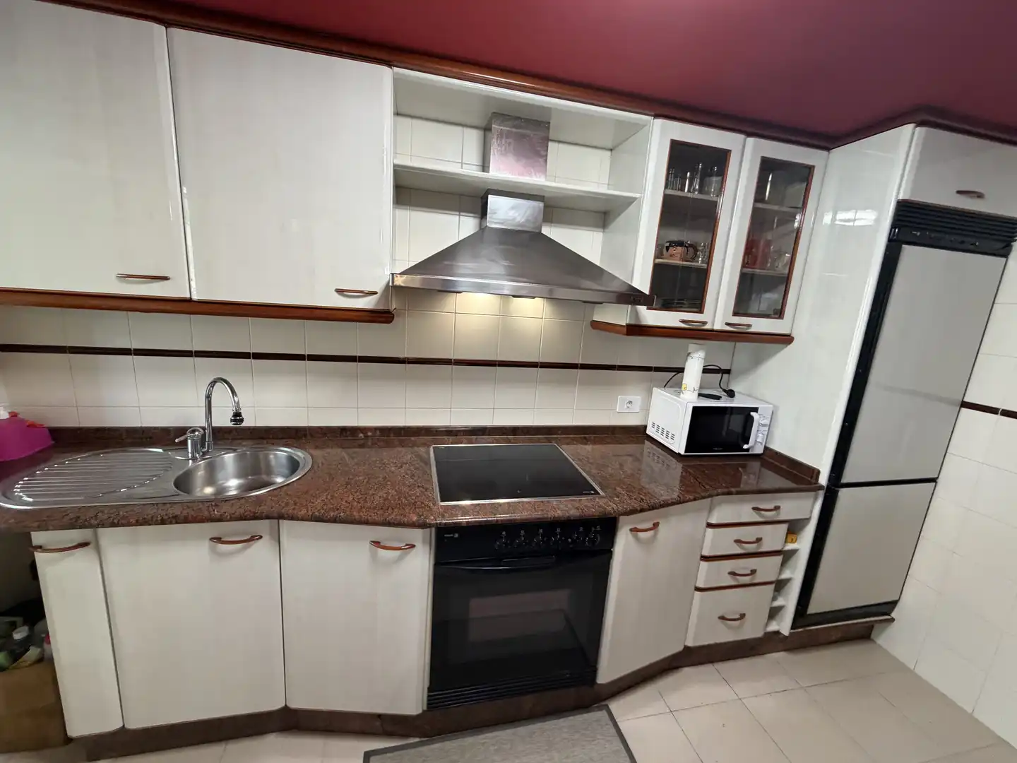 Piso en venta en Avenida Pasaxe, 32, Eirís Cocina de Piso en venta en A Coruña Capital con Parquet, Terraza y Amueblado