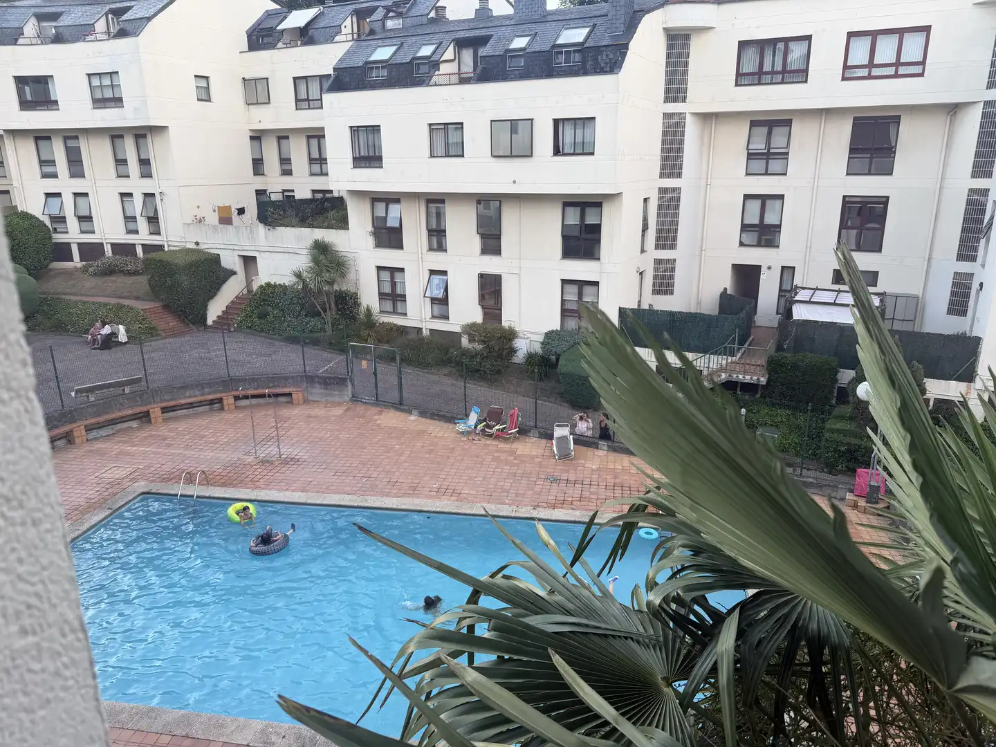 Piso en venta en Avenida Pasaxe, 32, Eirís Piscina de Piso en venta en A Coruña Capital con Parquet, Terraza y Amueblado