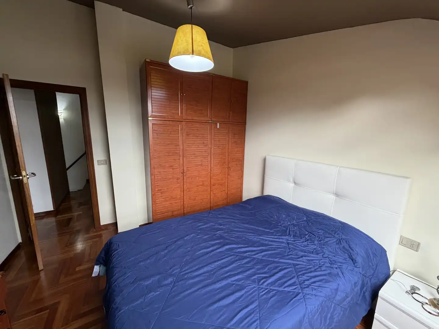 Piso en venta en Avenida Pasaxe, 32, Eirís Habitación de Piso en venta en A Coruña Capital con Parquet, Terraza y Amueblado