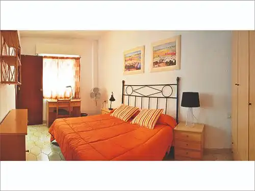 Pis de lloguer a Calle Darro del Boquerón, 5, Centro - Sagrario Dormitori de Pis de lloguer en Granada amb Calefacció i Moblat