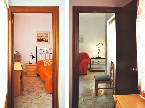 Pis de lloguer a Calle Darro del Boquerón, 5, Centro - Sagrario Dormitori de Pis de lloguer en Granada amb Calefacció i Moblat
