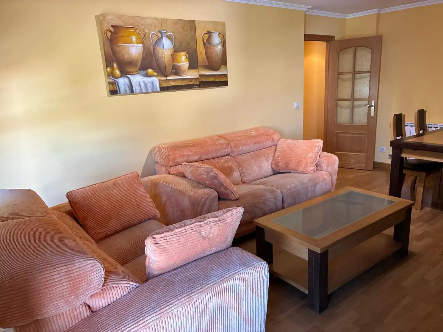 Wohnzimmer von Wohnung zur Miete in Melide mit Heizung, Parkett und Abstellraum