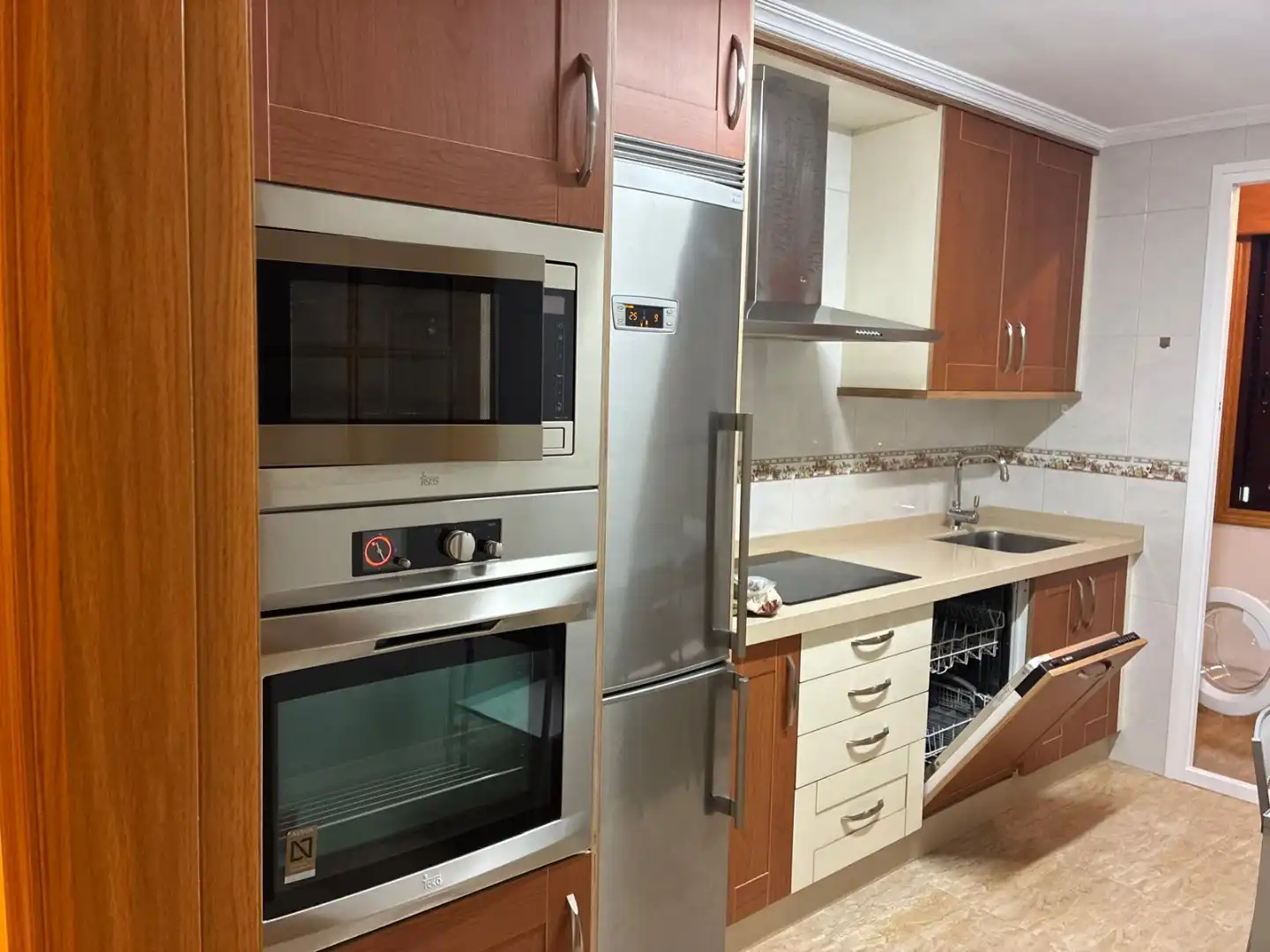 Küche von Wohnung zur Miete in Melide mit Heizung, Parkett und Abstellraum