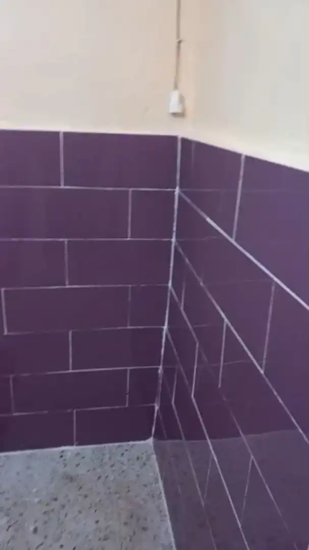 Badezimmer von Wohnungen zum Verkauf in Tobarra mit Terrasse, Waschmaschine und Mikrowelle
