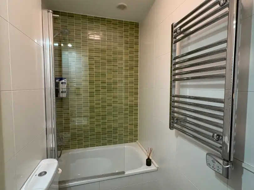 Flat for sale in Rúa Das Rodas, 24, Campus Norte - San Caetano Bathroom of Flat for sale in Santiago de Compostela