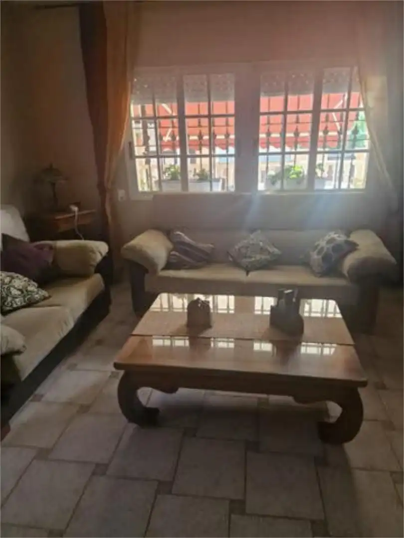Study for rent in La Alcayna