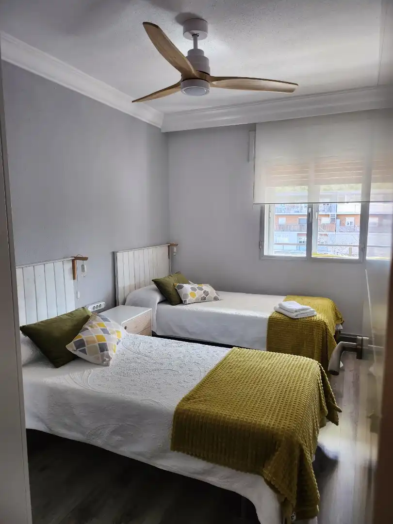 Habitación de Piso de alquiler en Madrid con Aire acondicionado, Calefacción y Parquet