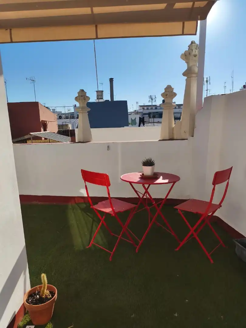 Terrassa de Àtic de lloguer en Sevilla amb Aire condicionat, Calefacció i Jardí privat