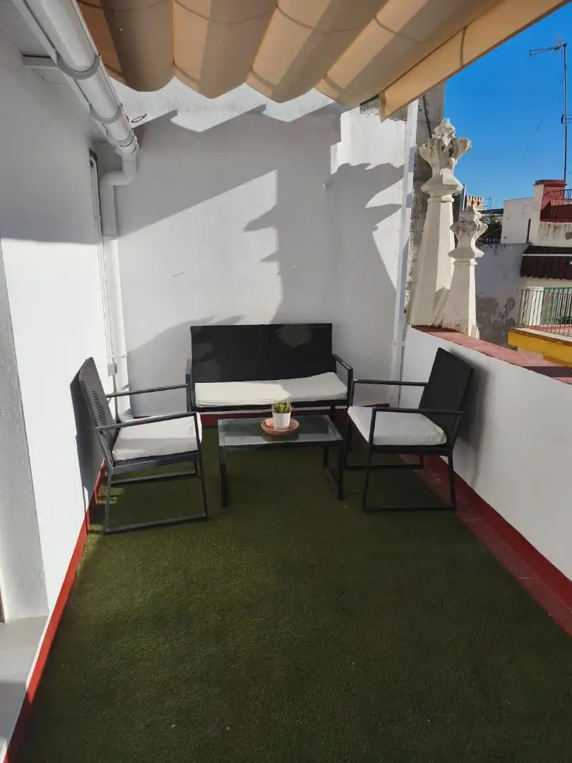 Terrassa de Àtic de lloguer en Sevilla amb Aire condicionat, Calefacció i Jardí privat