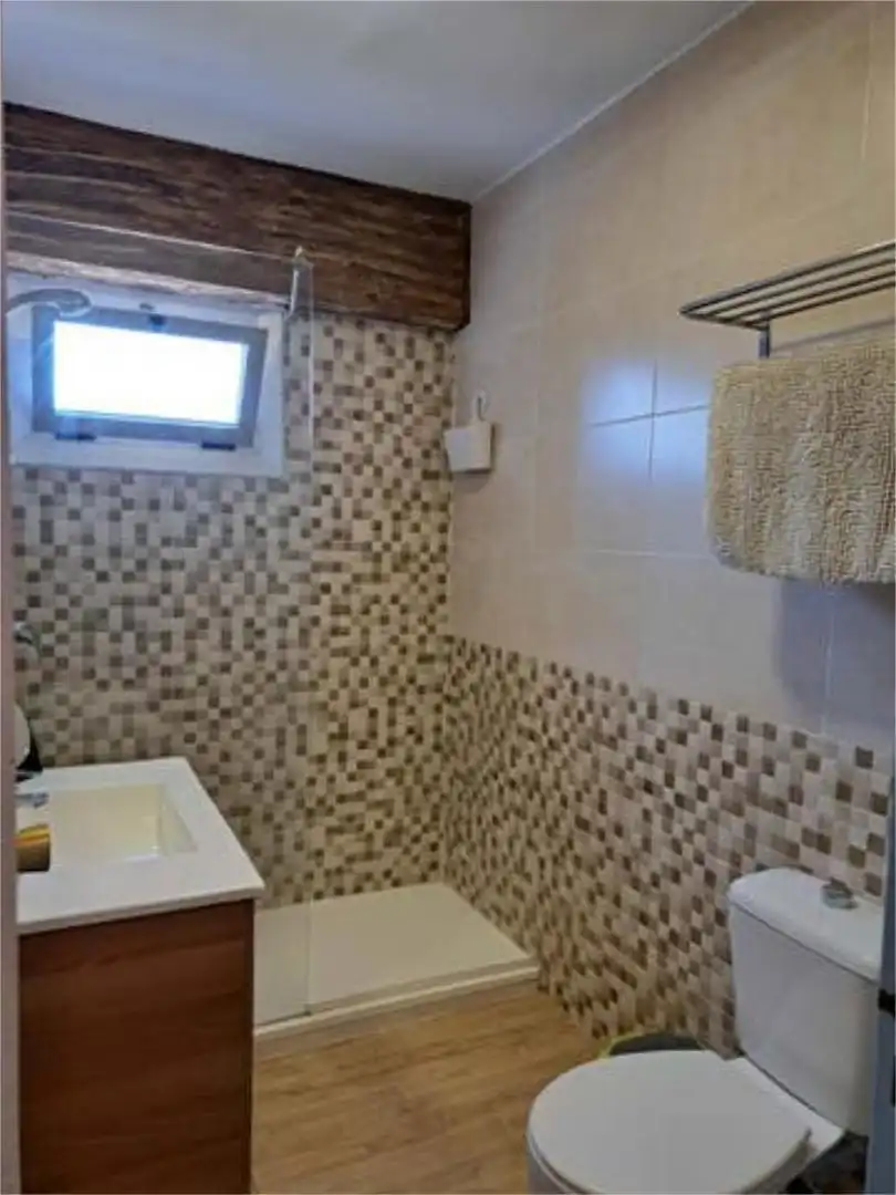 Piso de alquiler en Platja de Vila Joiosa Baño de Piso de alquiler en Villajoyosa / La Vila Joiosa con Jardín privado, Terraza y Amueblado