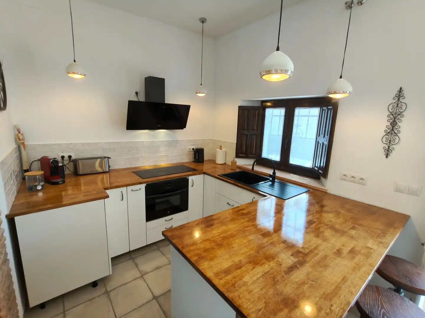 Kitchen of Detached homes for share in Granada  with Air Conditioner, Terrace and Furnished
