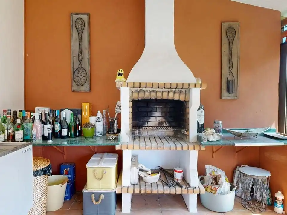 Houses for sale in Espartinas  with Air Conditioner and Swimming Pool