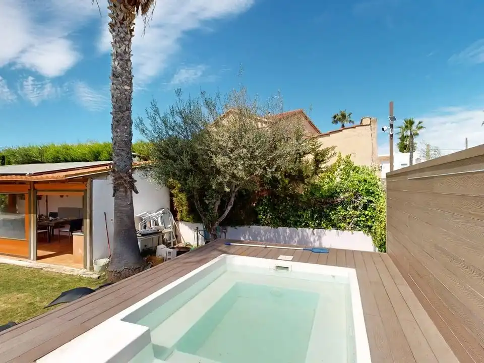 Swimming pool of Houses for sale in Espartinas  with Air Conditioner and Swimming Pool