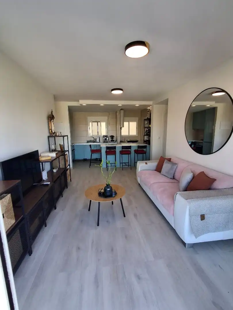Sala d'estar de Apartament de lloguer en Sueca amb Aire condicionat, Calefacció i Moblat